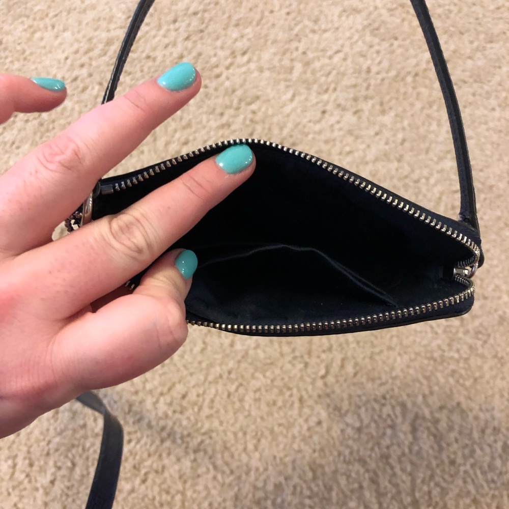 Authentic Coach tote and matching clutch - Picture 5 of 5